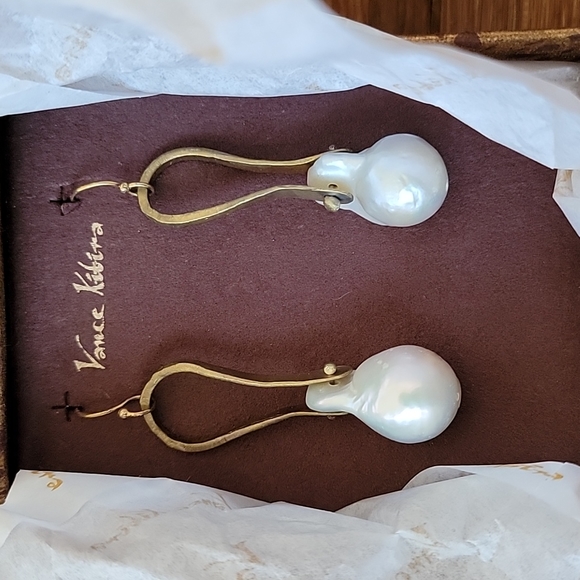 NIB Vance Kitira Pearl Earrings - Picture 3 of 5